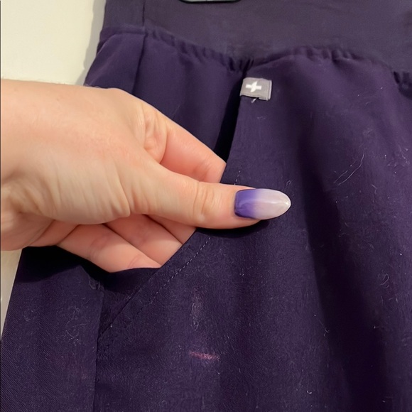 Figs Zamora Jogger Scrub Pants Purple Scrubs Bottoms - size Small Tall - Picture 6 of 16
